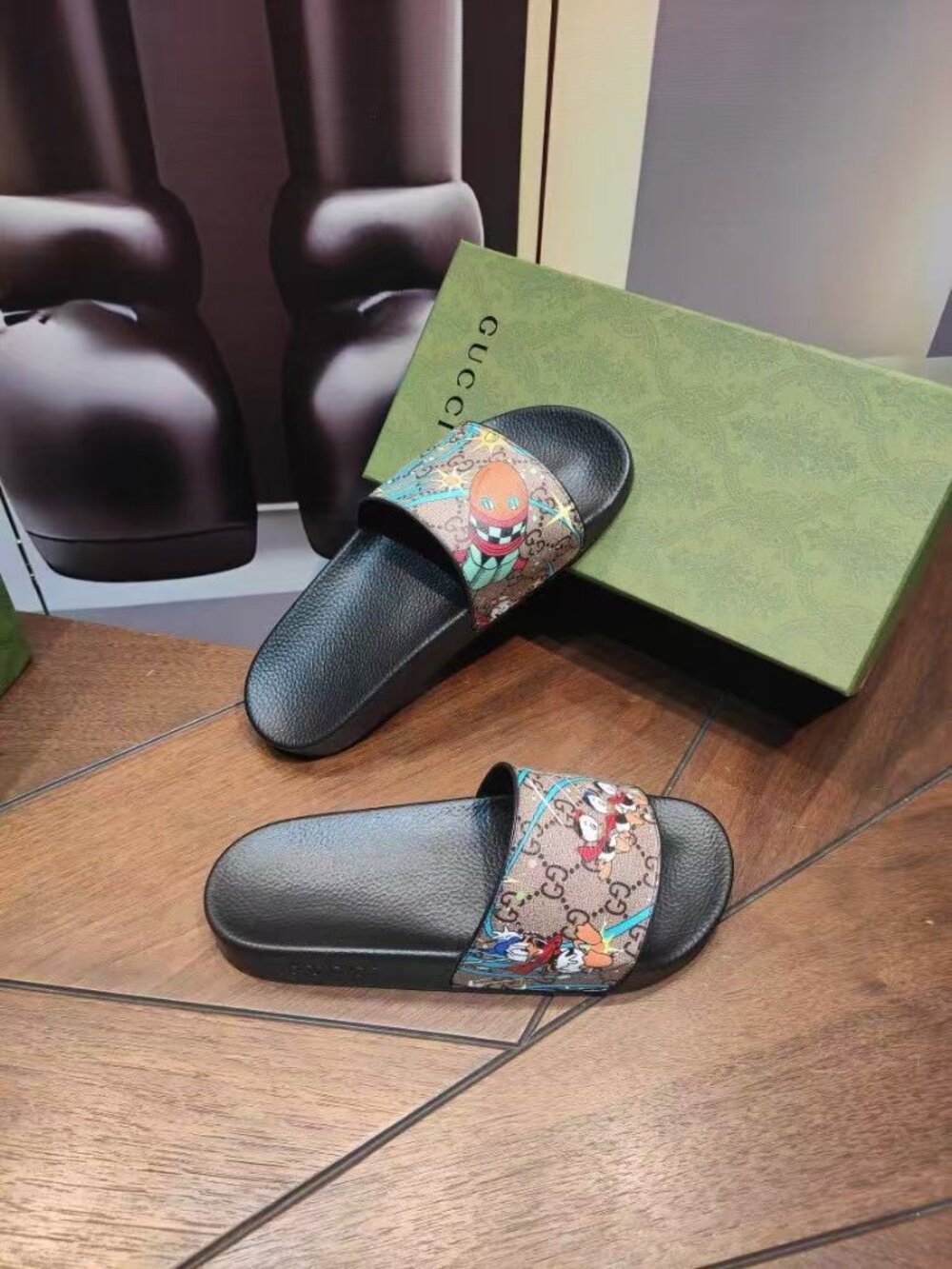 Gucci x Disney Donald Duck GG Supreme Slide Sandals